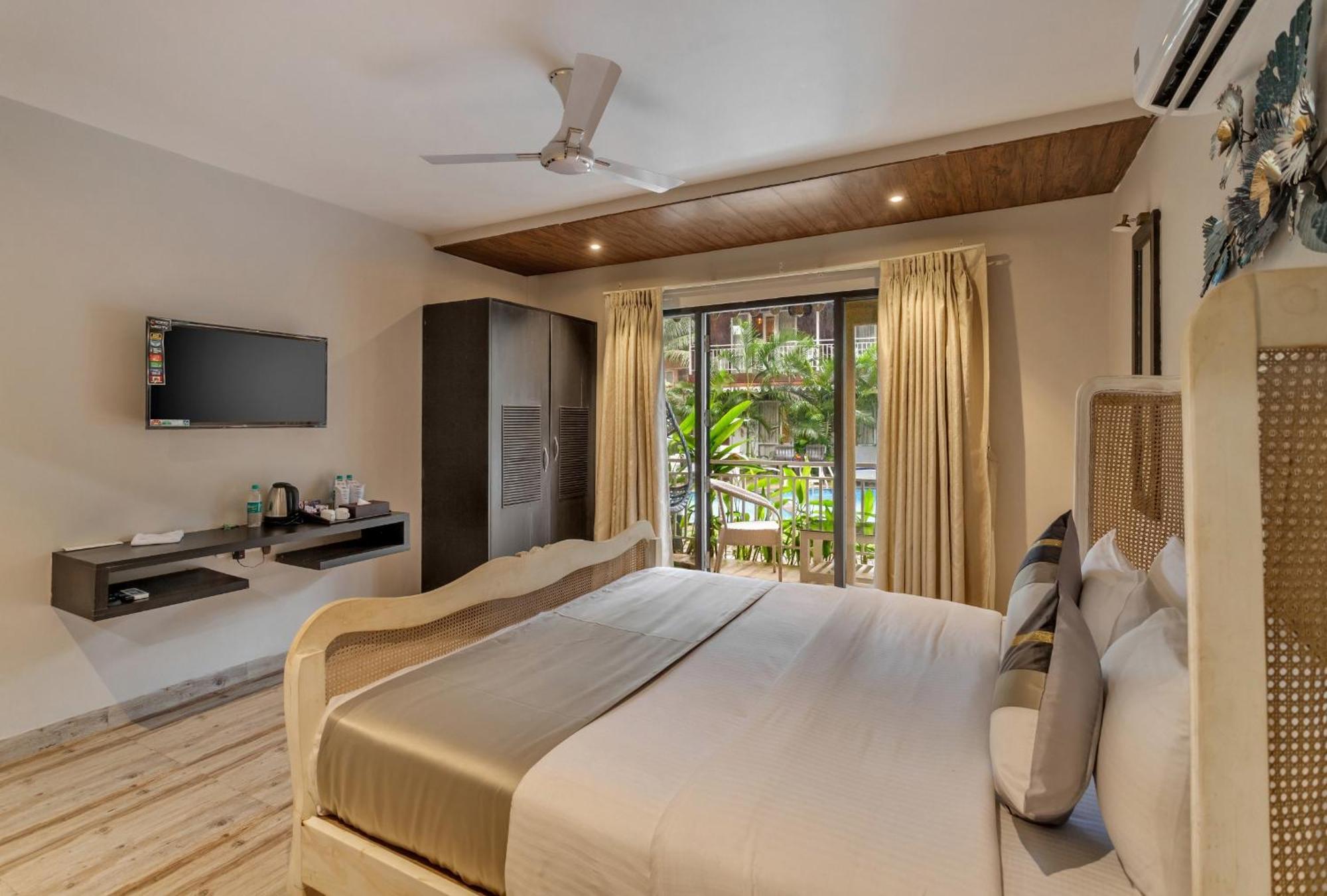Skon Morjim Beach Resort By Orion Hotels Old Goa Exterior photo
